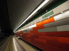 Estación Blanqueado, Metro de Santiago.jpg