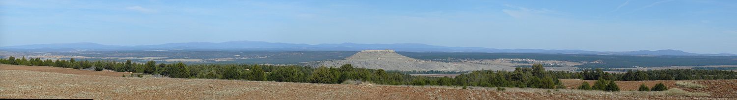 Castillo visto desde el sur.