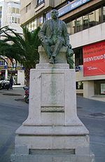 Jaén - Estatua de Bernabé Soriano.jpg