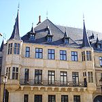 Palais grand-ducal facade.jpg
