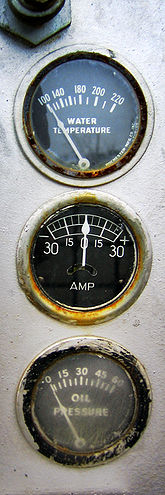 Water temperature amp oil pressure.jpg
