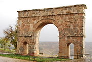 Ancient Roman triumphal arch of Medinaceli-Spain.jpg