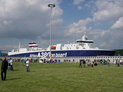 Barco de transporte del A380 Ville de Bordeaux.