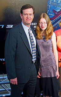 Baker y su hija en la premiere de Spider-Man 3