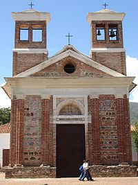 Iglesia de Nra Sra de Chiquinquira-Santa Fe de Antioquia.jpg