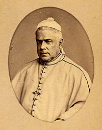 José Joaquín Isaza-Obispo de Medelin .jpg