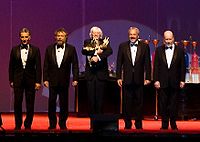 Les Luthiers.jpg