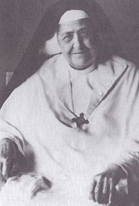 Madre Albertina Ramírez M. Sierva de Dios.jpg