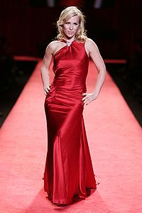 Natasha Bedingfield, Red Dress Collection 2006.jpg