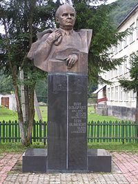 Pomník Ivana Olbrachta v Koločavě.jpg