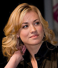 Yvonne en el WonderCon en 2009