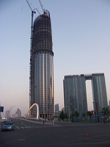 建设中的津塔2.JPG