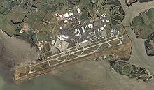 Auckland Int Airport aerial photo.jpg