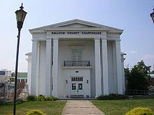 Gallatin county courthouse.jpg