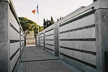 Guerre-indochine-ossuaire-allee-memorial.jpg