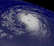 Hurricane Danielle 16 aug 2004 1145Z.jpg