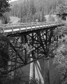 Scenic Bridge, Spanning Clark Fork at Old Highway 10, Tarkio vicinity (Mineral County, Montana).jpg