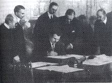 Stamboliyski - Treaty of Neuilly-sur-Seine.jpg