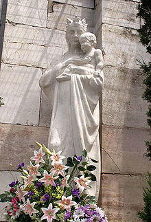 Virgen de la Almudena.jpg