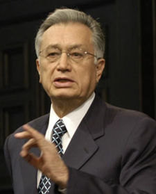Manuel Bartlett Díaz