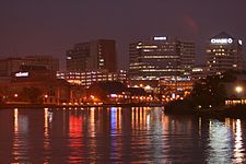Night skyline of Wilmington, DE.jpg