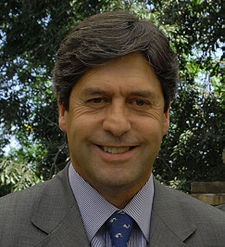 Raúl Alcaíno