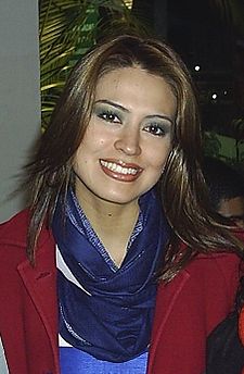 Yanina gonzalez miss universe paraguay 2004.JPG