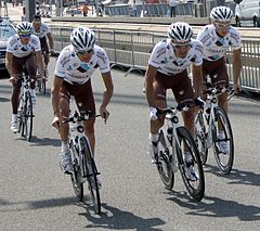 Equipo del Ag2r en el Tour 2010.