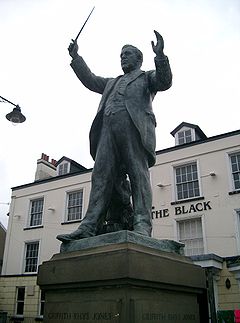 Estatua de Caradog en la Plaza Victoria