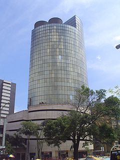 Edificio Argos2-Medellin.JPG