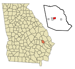 Evans County Georgia Incorporated and Unincorporated areas Claxton Highlighted.svg