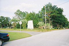 Faded Hill 'n Dale Florida sign -2.jpg