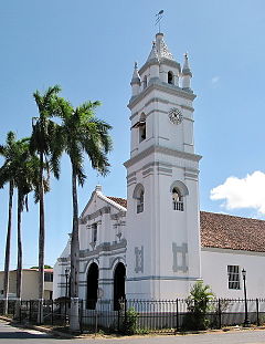 Iglesia de La Villa de Los Santos.jpg