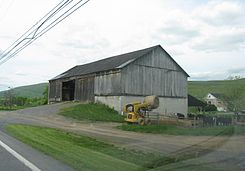 1686 - Hopewell Twp - Agriculture along PA26.JPG