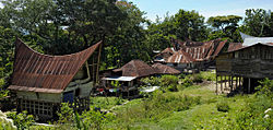 Batak-village 09N9400-01.jpg