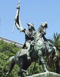 Buenos Aires-Plaza de Mayo-Estatua Belgrano(2).jpg