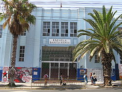 Escuela Santa María frontis.jpg