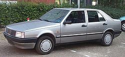 Frontal de un Fiat Croma de primera generación
