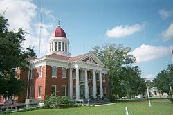 George County Mississippi Courthouse.jpg