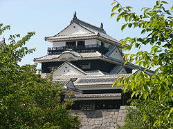 Iyo-Matsuyama Castle tower.JPG