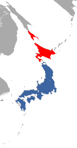 Distribución de la comadreja japonesa(azul - nativa, rojo - introducida)