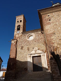 La Hoz de la Vieja - Iglesia de Nuestra Señora de las Nieves - Portada y torre.jpg