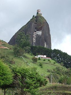 La Piedra Guatape Colombia Fuji 222.jpg