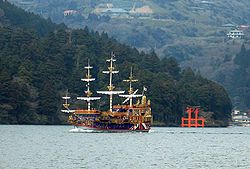 Lake Ashi-pirate ship.jpg