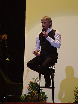 Actuando en La Palma durante la Bajada de la Virgen de 2005.