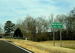Mantachie, Mississippi city limits.jpg