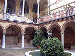 Museo Civico Archeologico de Bolonia 2.jpg