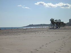 Playa de San Juan y cabo de las Huertas al fondo