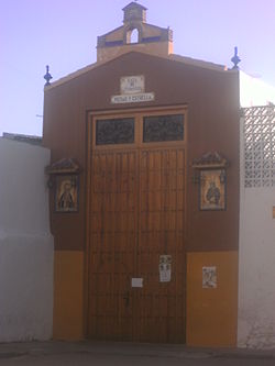 Puerta de la cofradía de la Estrella.jpg