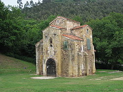 San Miguel de Lillo-Oviedo.jpg
